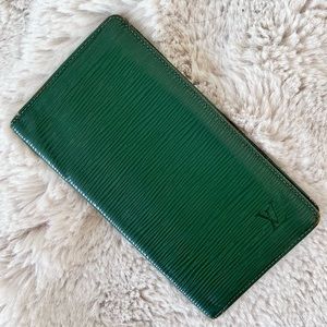 Louis Vuitton Green Wallet